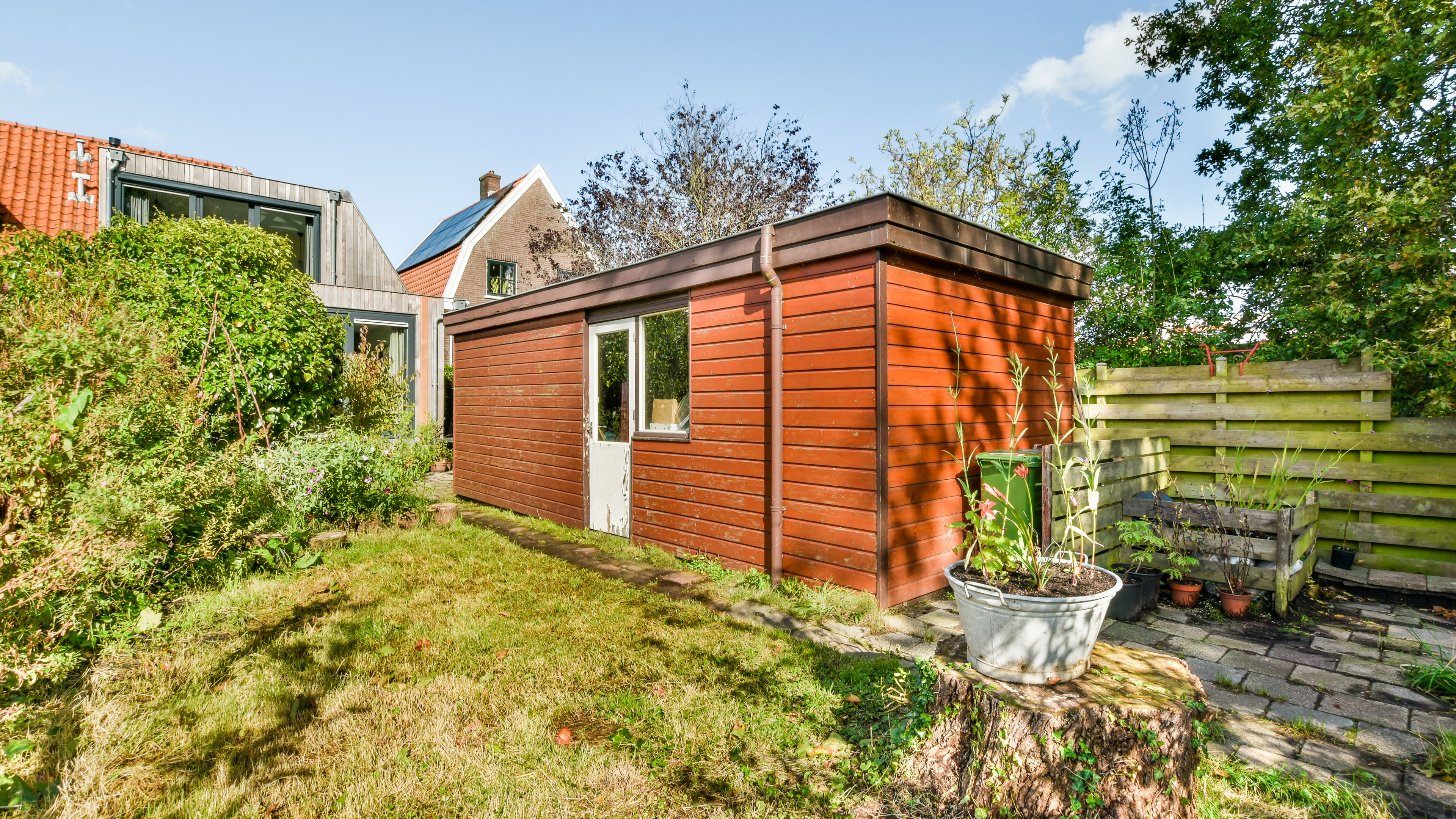 Have skur i villahave